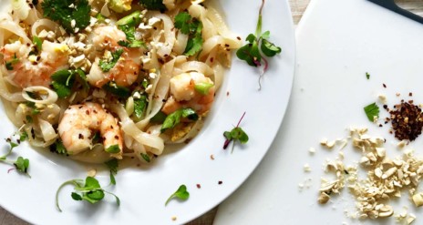 Keto Pad Thai con tagliatelle Shirataki