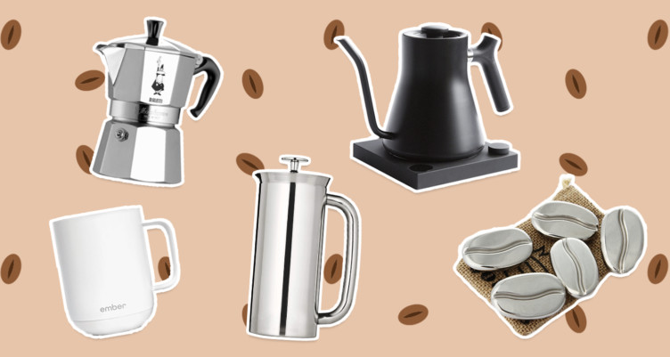 The #famiworths #coffeemaker makes a perfect gift this holiday and